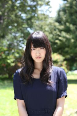 叶子楣女机器人